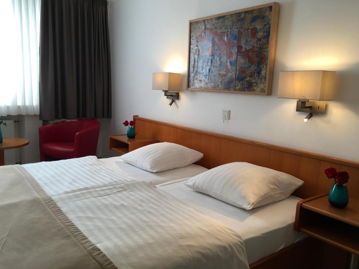 Hotel Francais Luxembourg Bagian luar foto